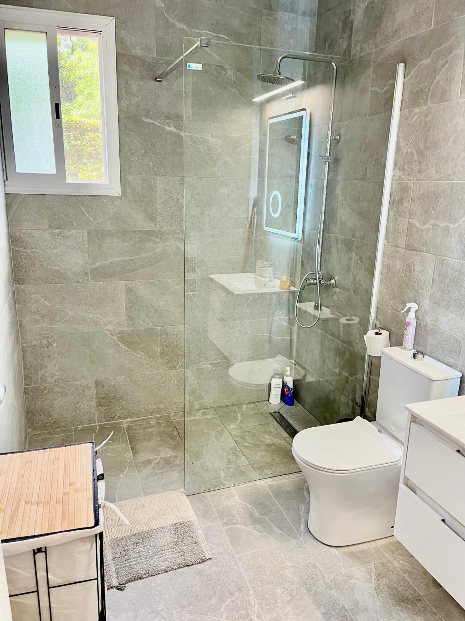 Apartment Pafia Crown-jewel 2b, Pool, Prime Location, Paphos